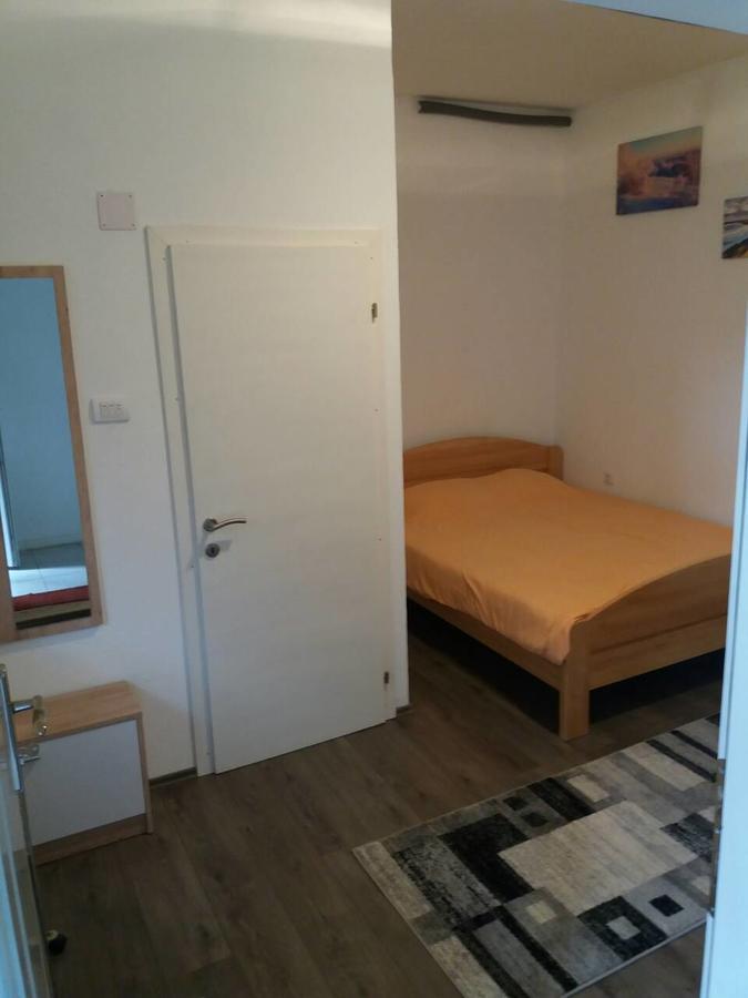 Rooms Adrijana Баня-Лука Екстер'єр фото